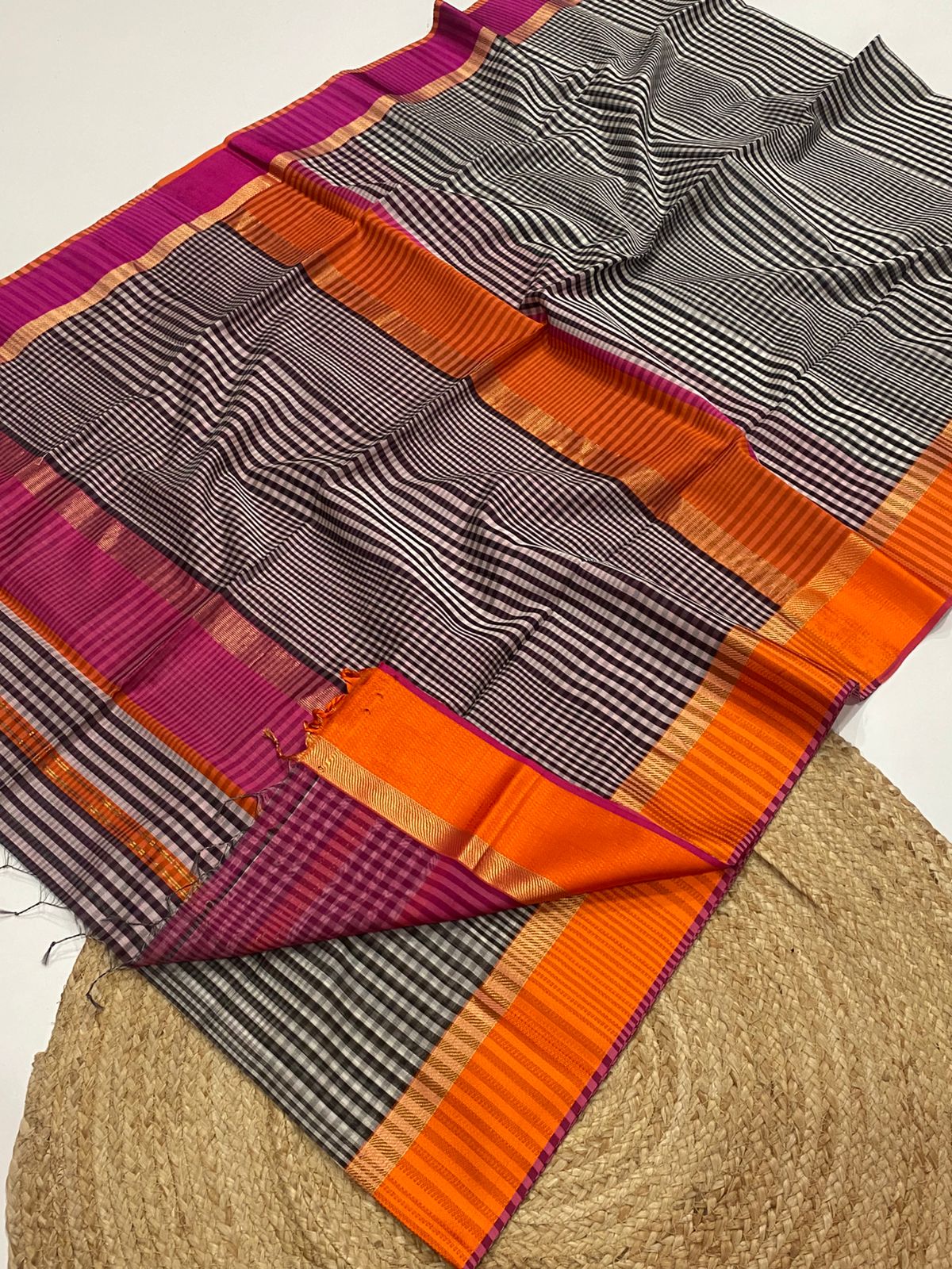 Maheshwari Handloom Silk Cotton Saree with Resham Ganga Jamuna Border & White-Black Checks Design