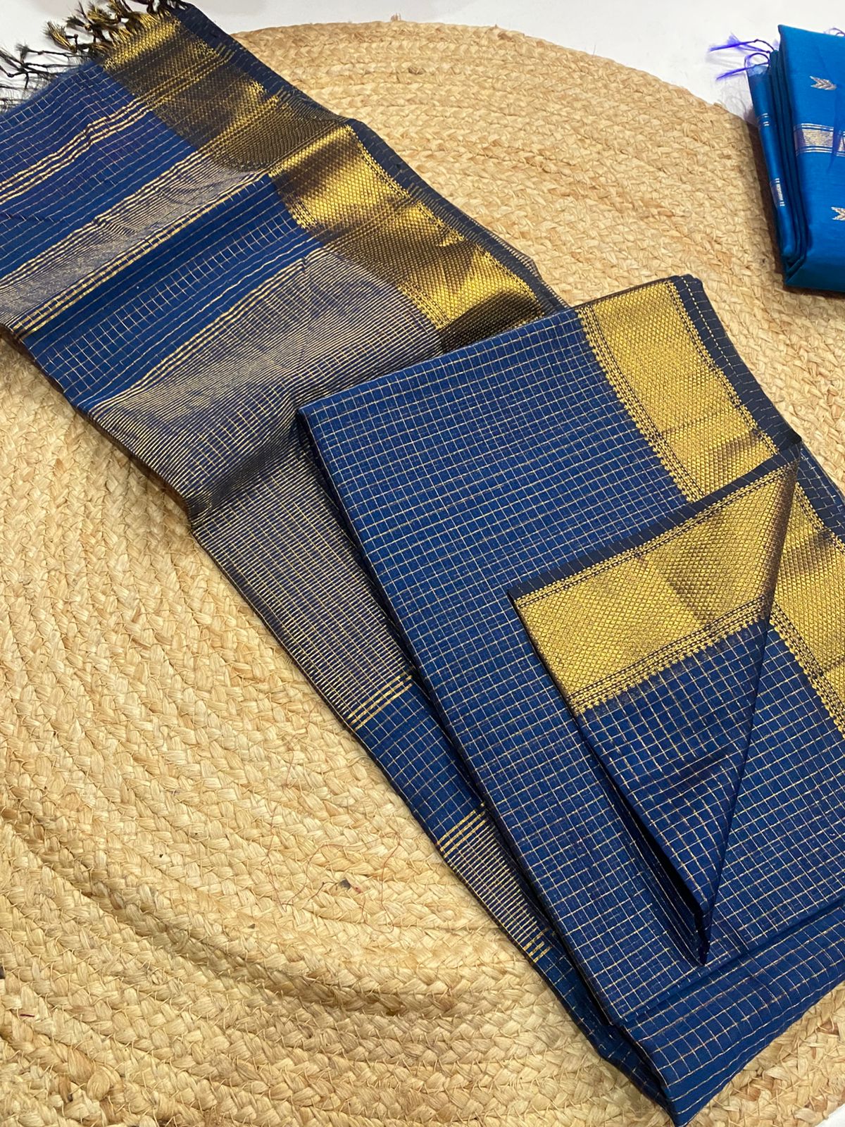 Maheshwari Handloom Silk Cotton Saree with Zari Border & All-Over Zari Checks