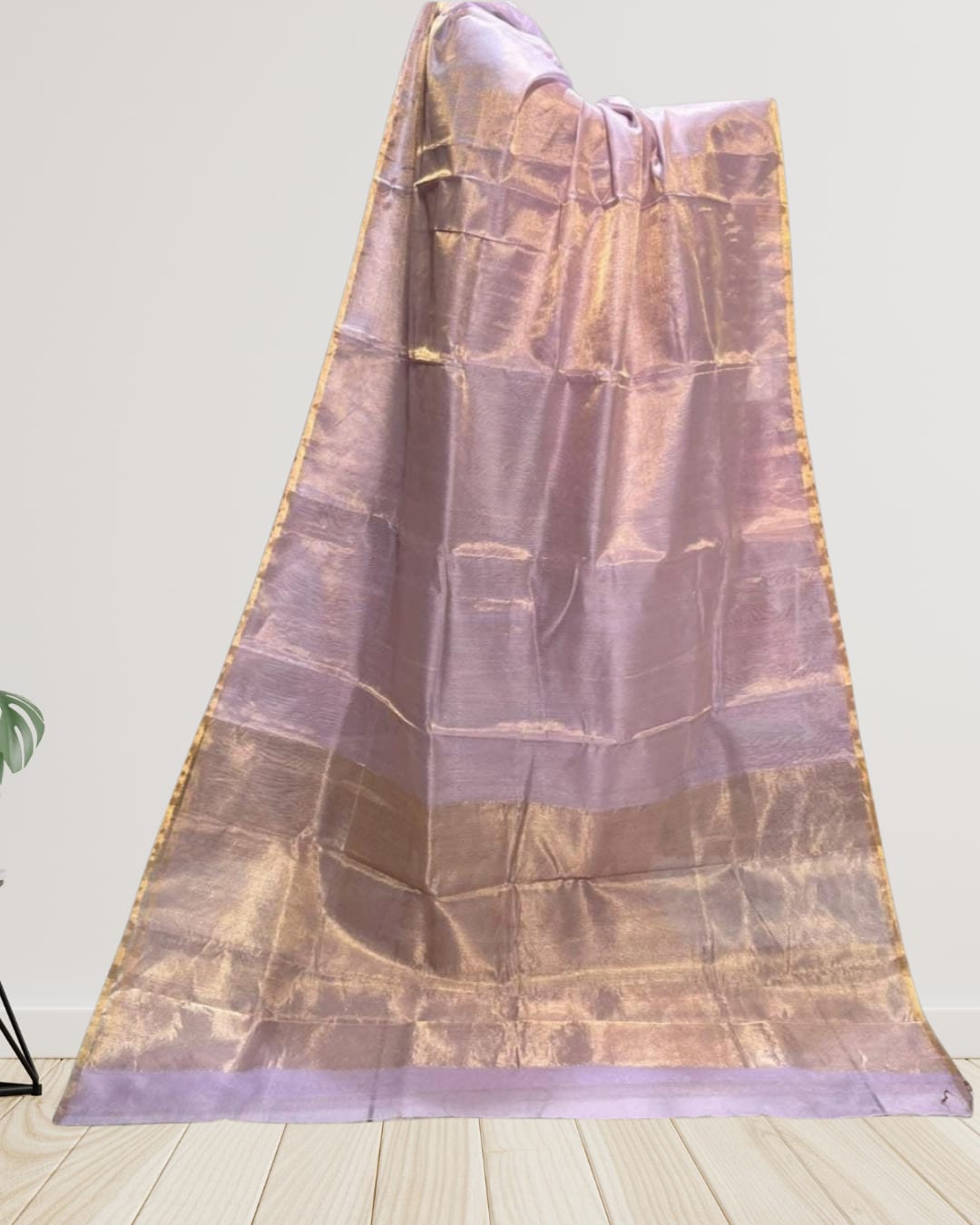 Hand woven Soft Tissue Linen Saree with Border, Tassel and with running blouse