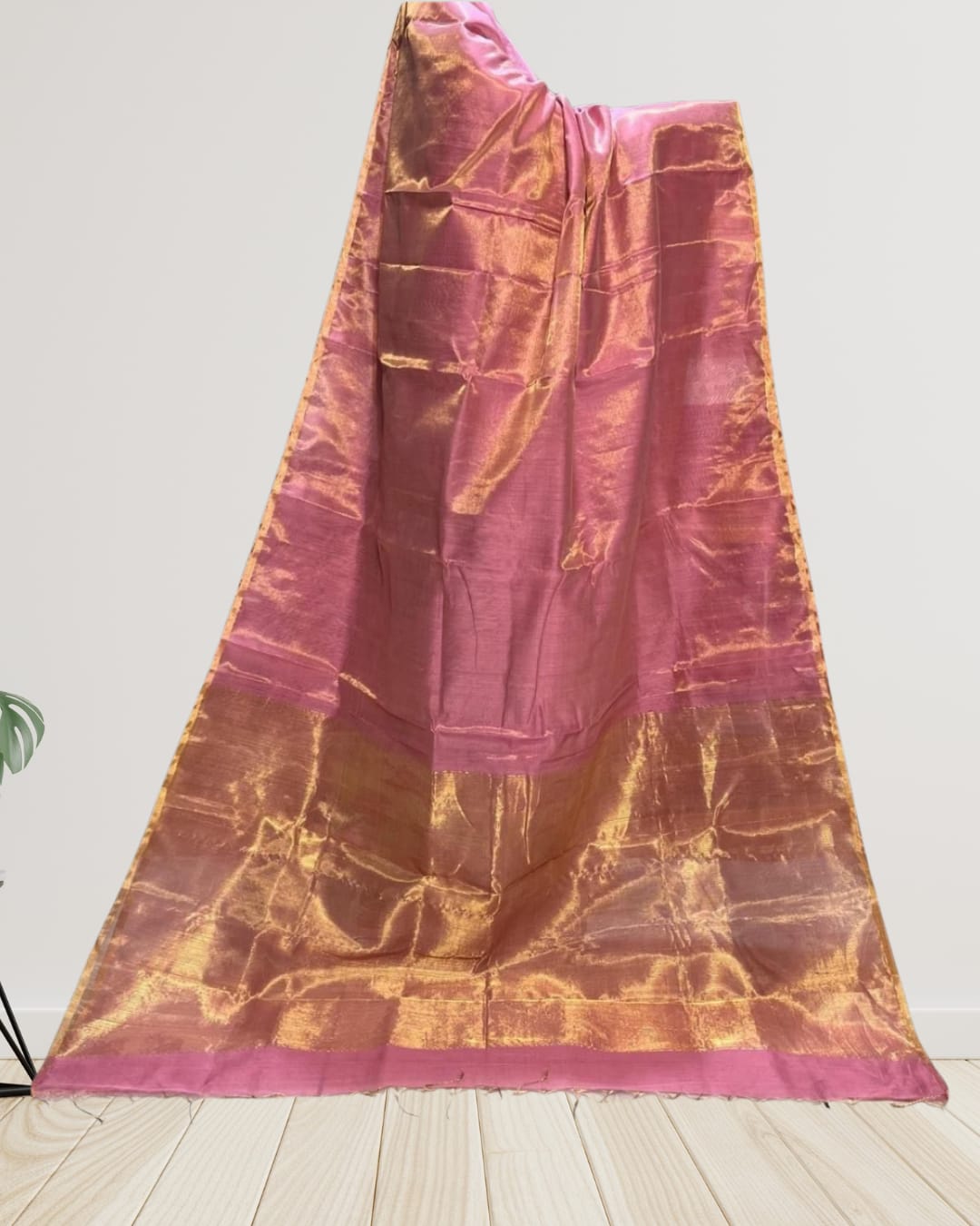 Hand woven Soft Tissue Linen Saree with Border, Tassel and with running blouse