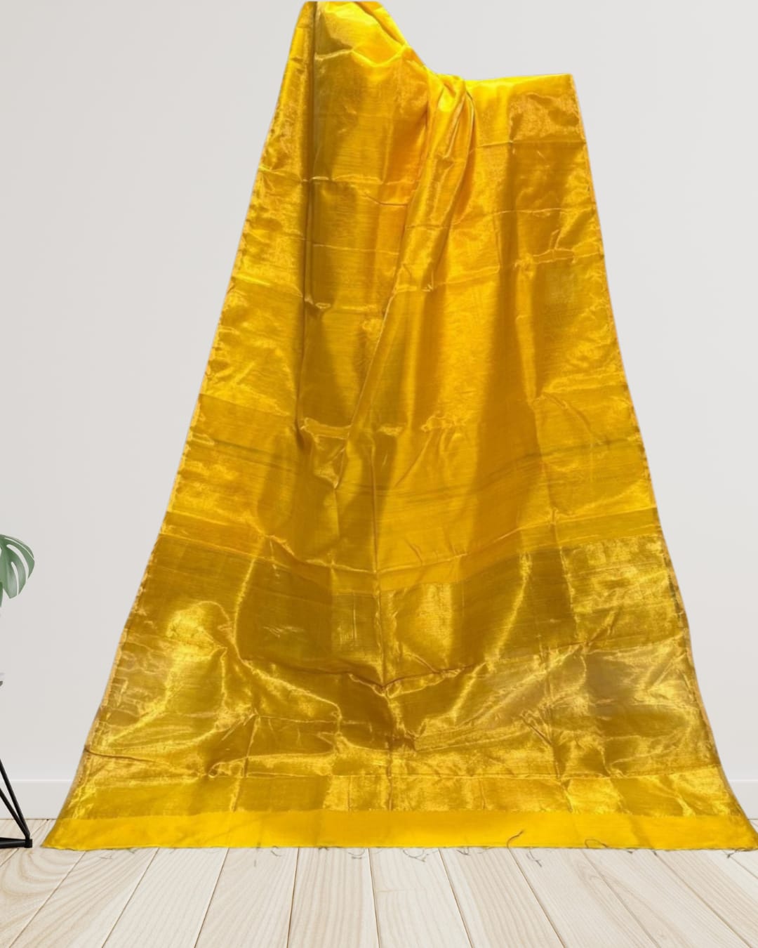 Hand woven Soft Tissue Linen Saree with Border, Tassel and with running blouse