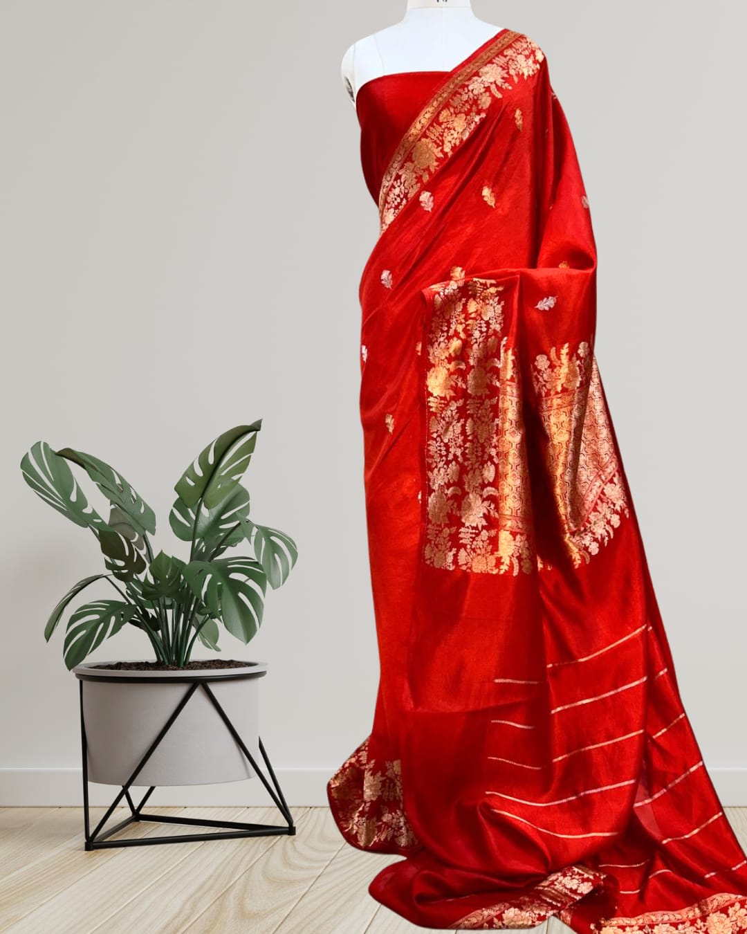 Product Name: Pure Handloom Banarasi Raw Mango Silk Saree