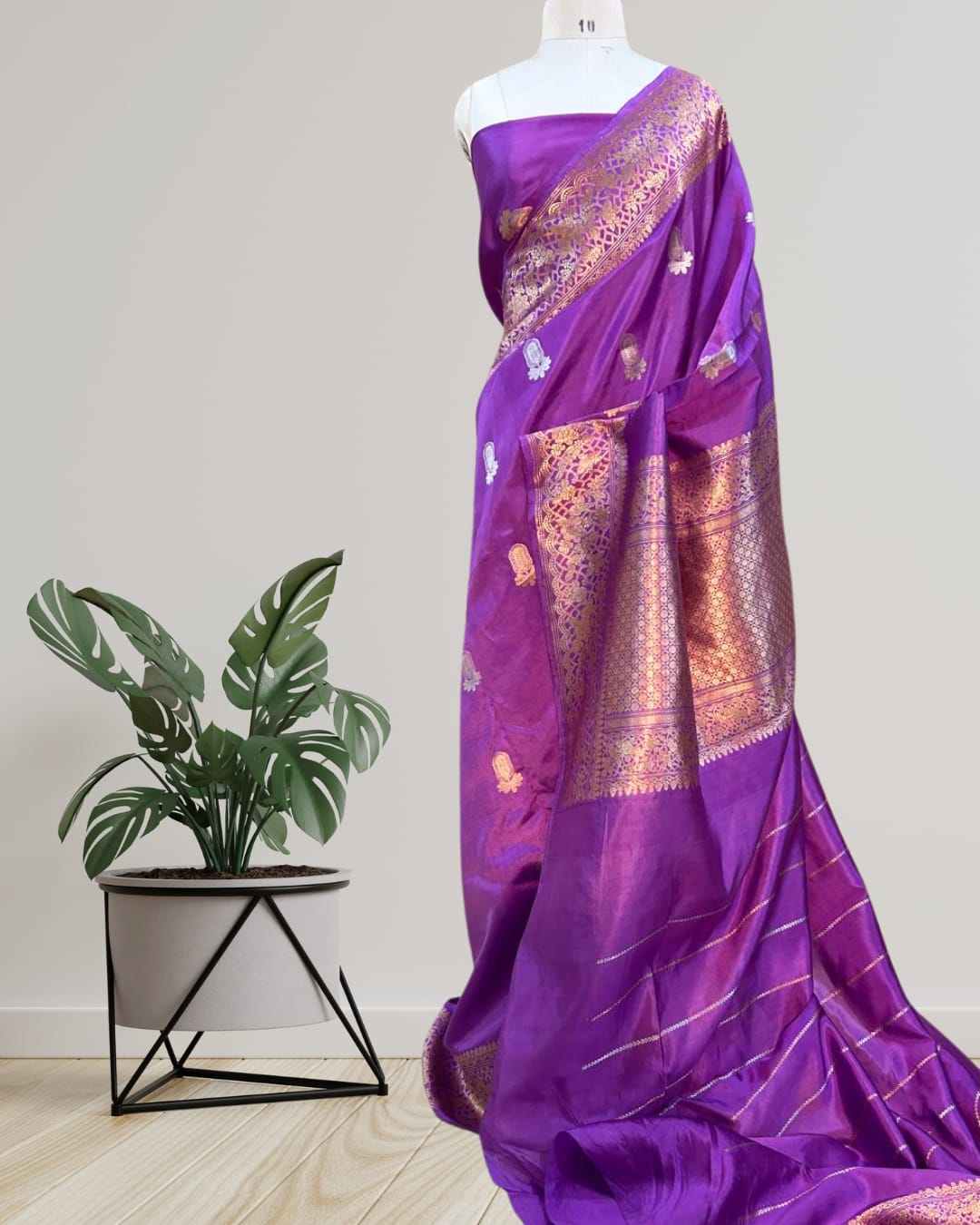 Product Name: Pure Handloom Banarasi Raw Mango Silk Saree