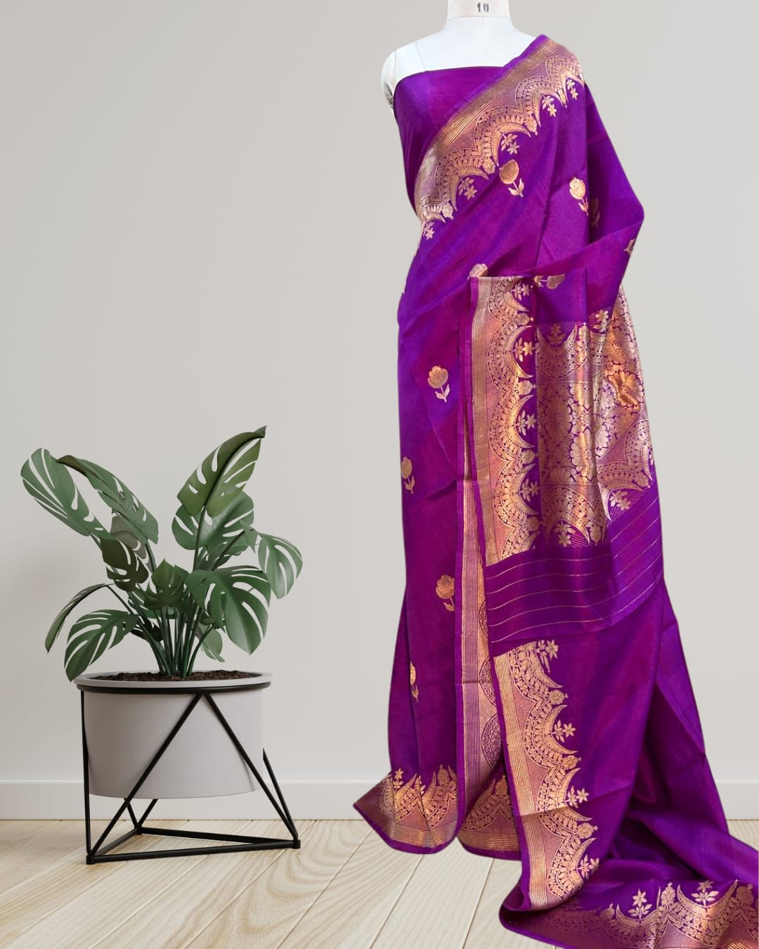 Product Name: Pure Handloom Banarasi Raw Mango Silk Saree