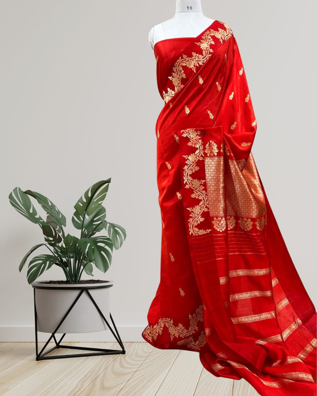 Product Name: Pure Handloom Banarasi Raw Mango Silk Saree