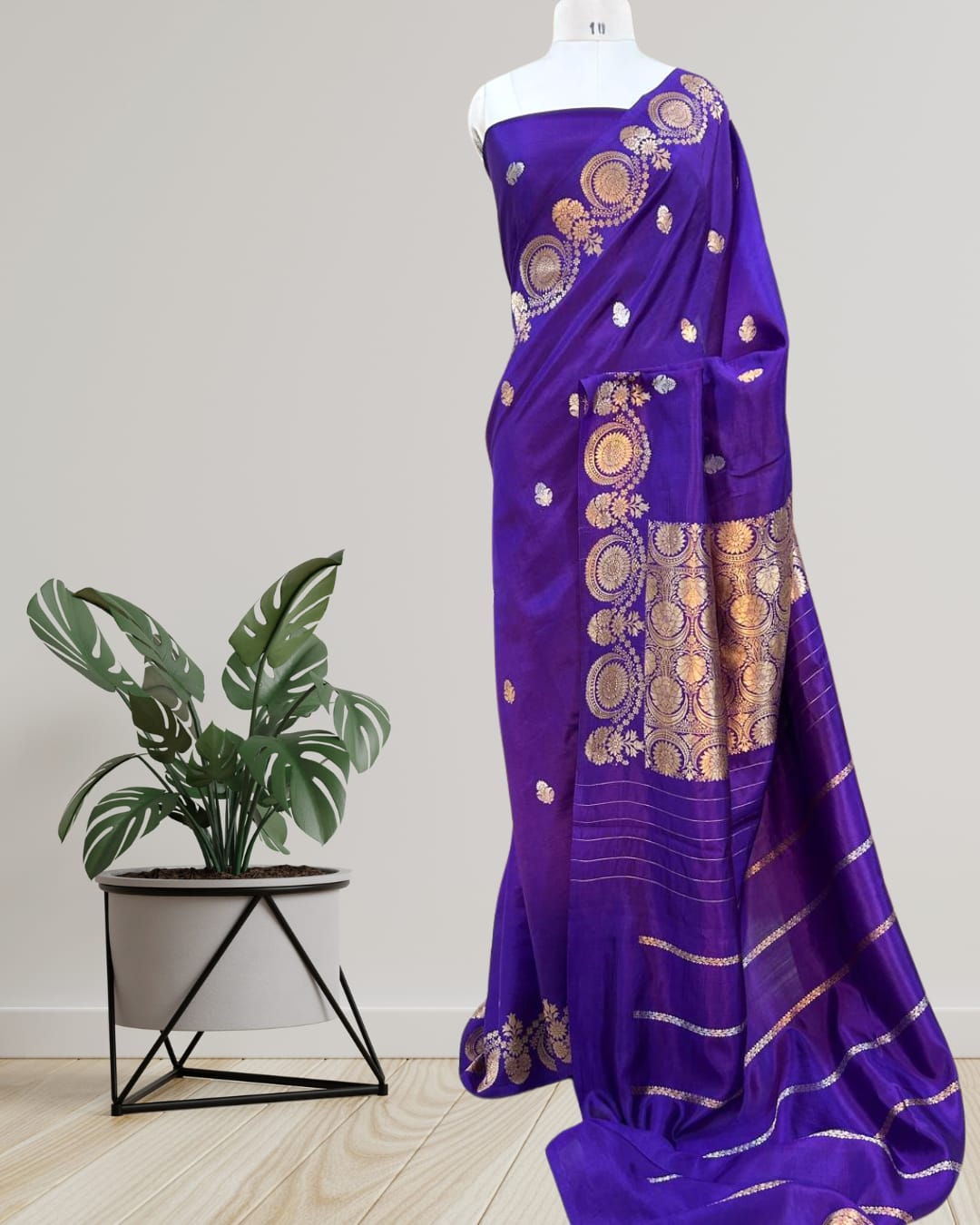 Product Name: Pure Handloom Banarasi Raw Mango Silk Saree