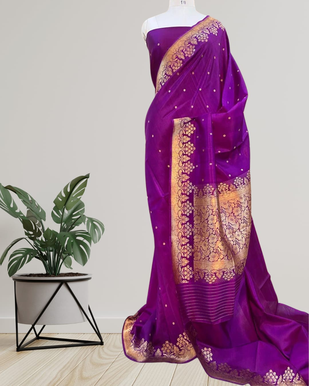Product Name: Pure Handloom Banarasi Raw Mango Silk Saree