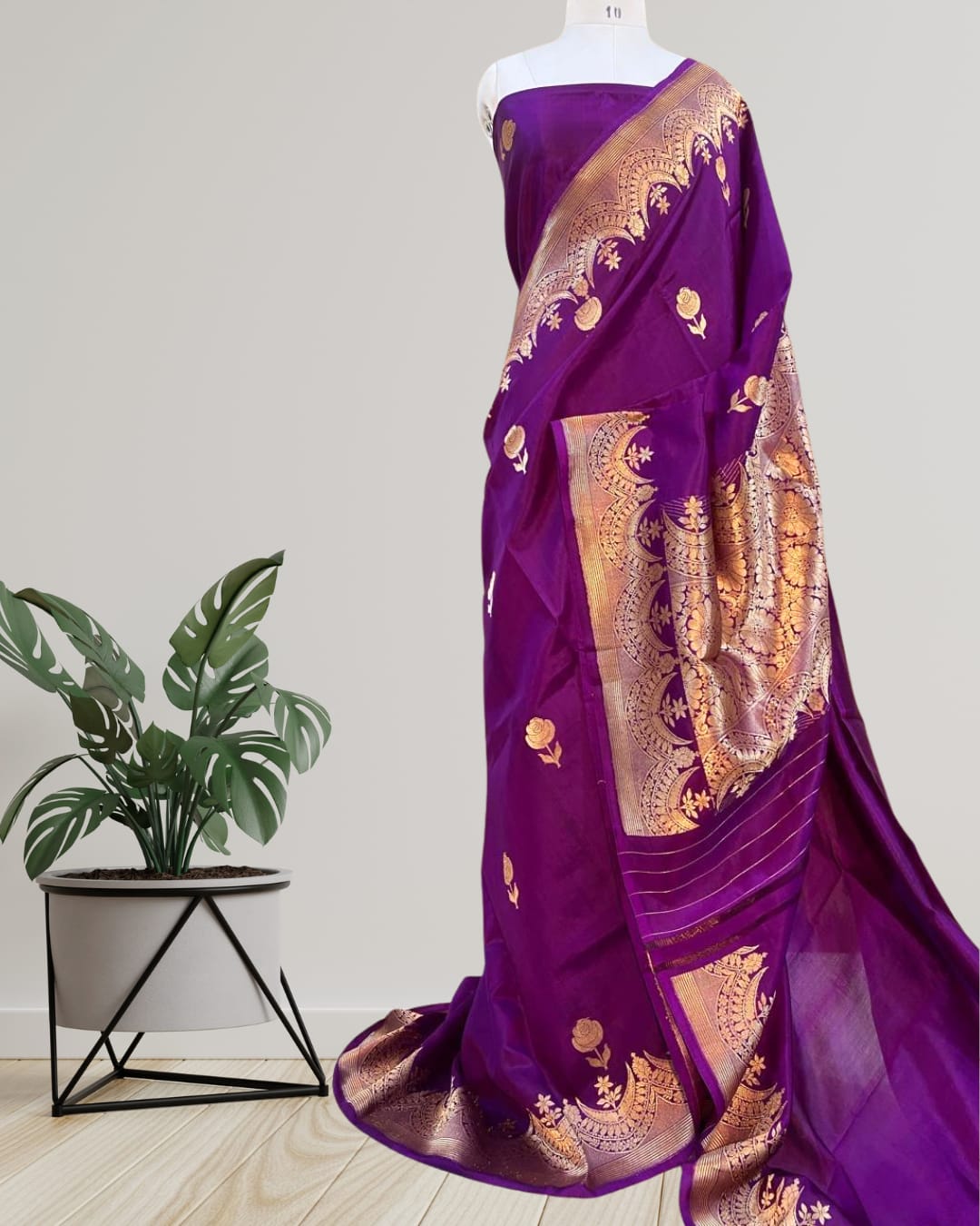 Product Name: Pure Handloom Banarasi Raw Mango Silk Saree