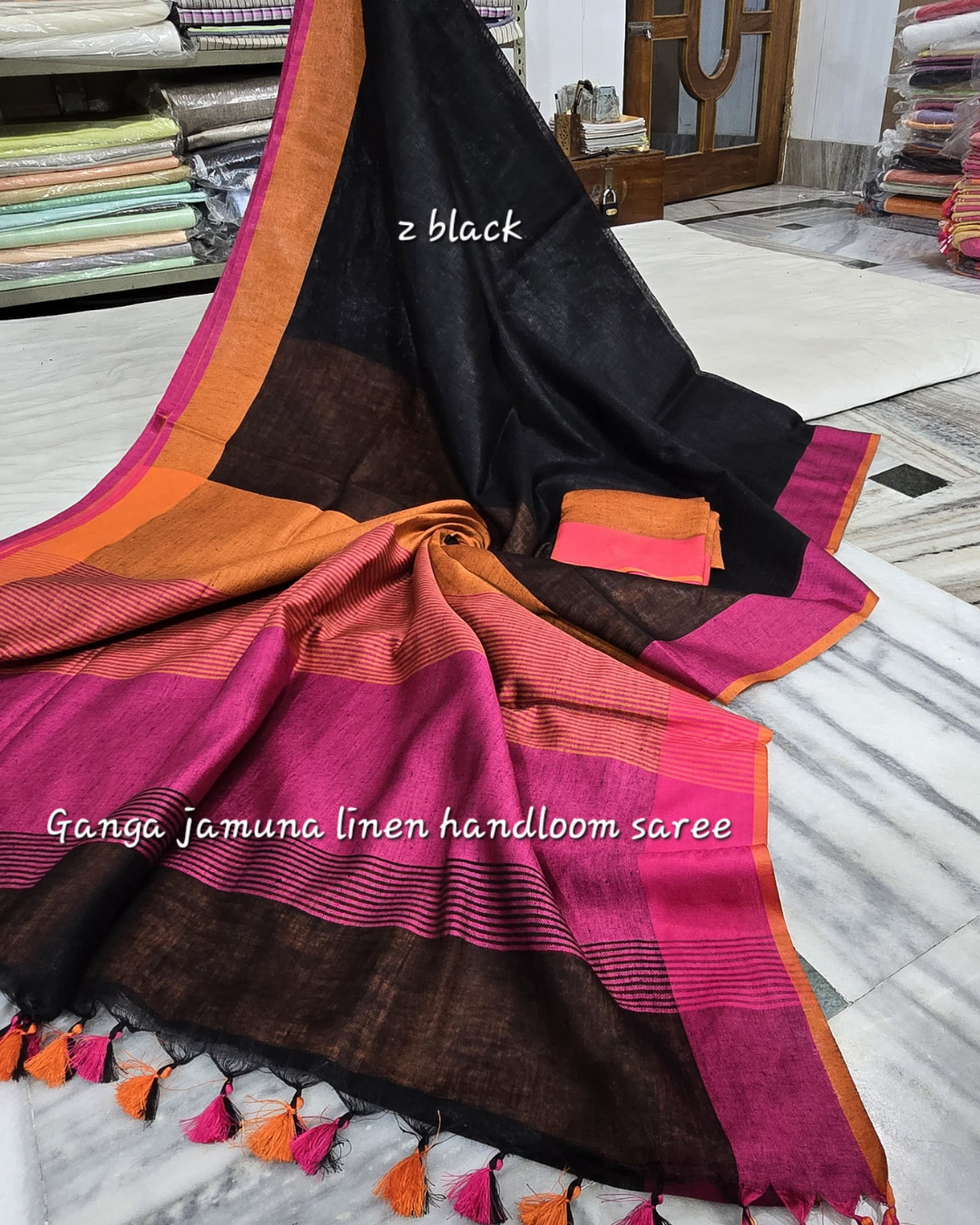 Pure Linen Plain Saree with Contrast Border, Contrast Blouse & Pattu Pallu