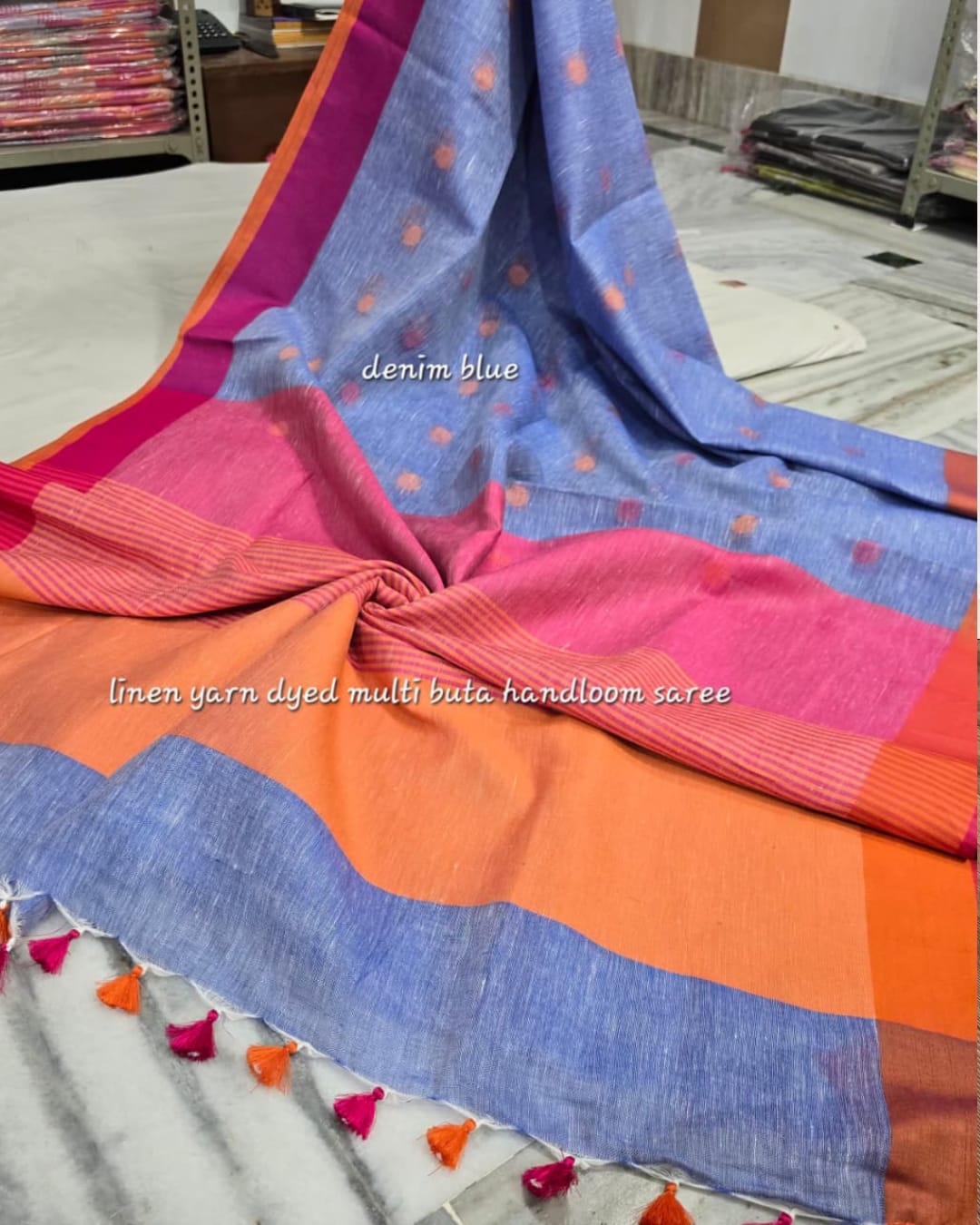 Pure Linen Butta Saree with Contrast Piping & Pattu Pallu