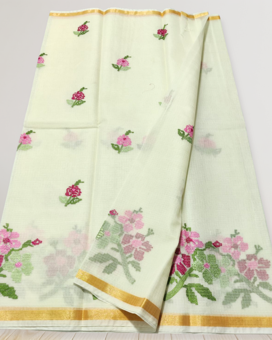 Graceful Mix Kota Cotton Saree with Blouse Piece