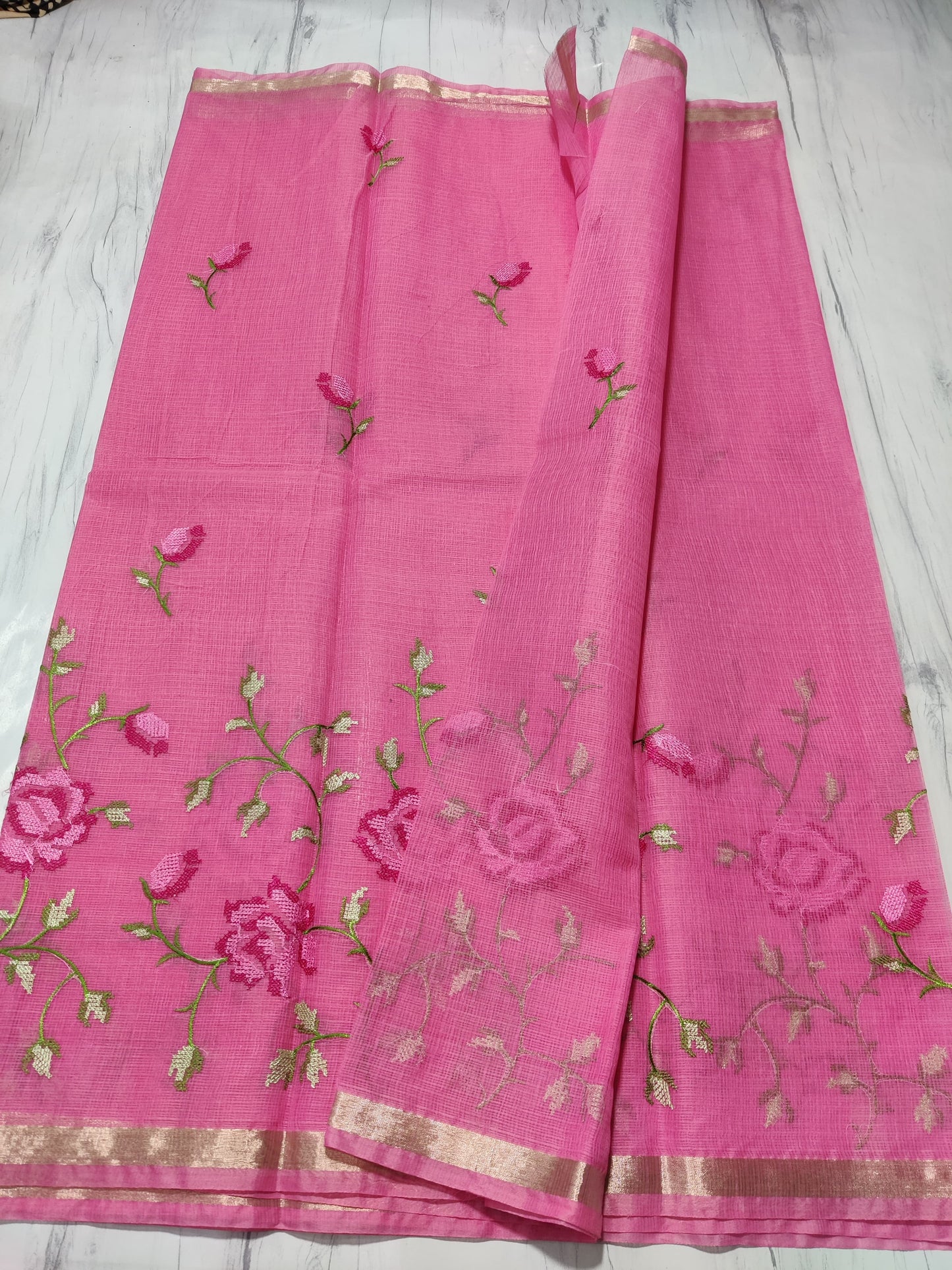 Graceful Mix Kota Cotton Saree with Blouse Piece