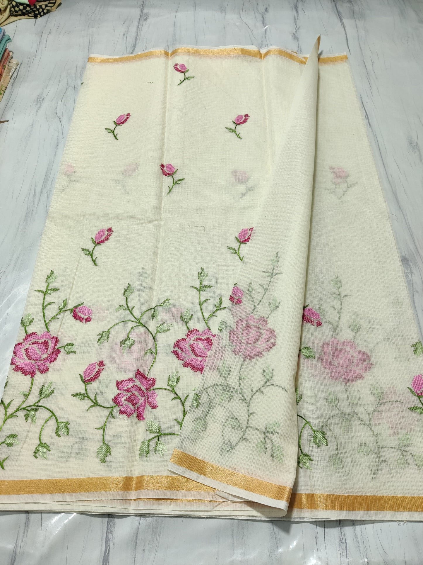 Graceful Mix Kota Cotton Saree with Blouse Piece