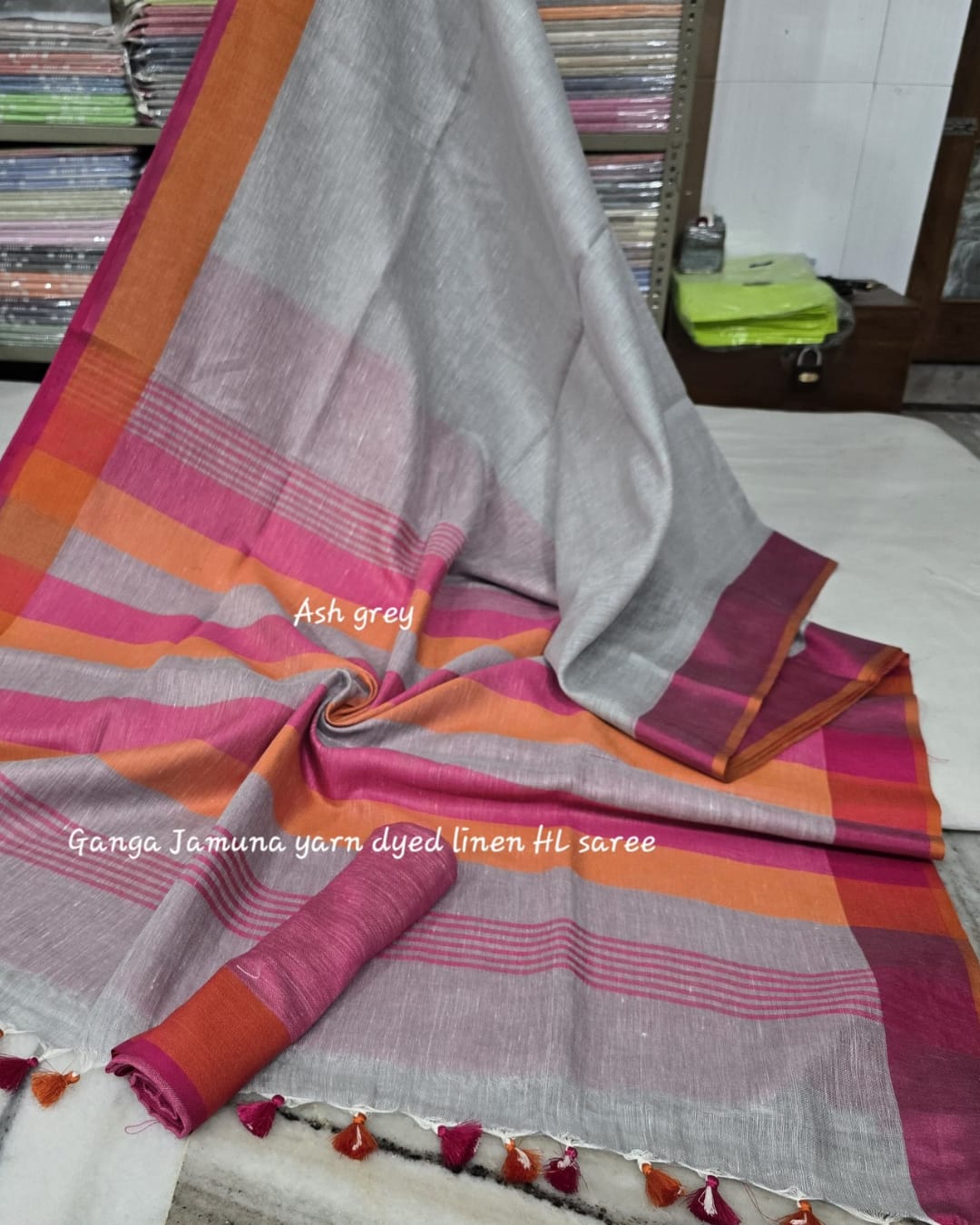 Pure Linen Plain Saree with Contrast Border, Contrast Blouse & Striped Pattu Pallu